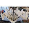 Image 2 : SUNVILLA CRANK UMBRELLA WITH LED AND POWER PACK LIGHTS COME ON BUT DON'T STAY ON