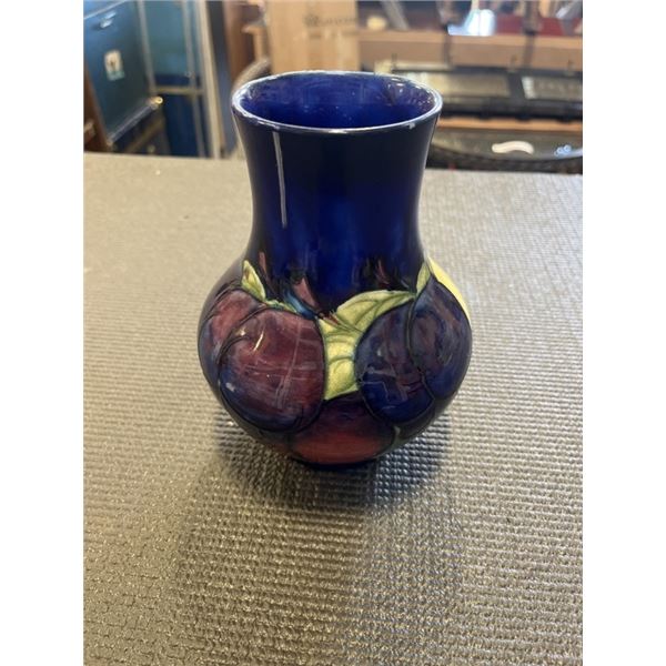 MOORCROFT 7 INCH VASE, WITH 3 INCH OPENING, GOOD CONDITION NO CRACKS OR CHIPS