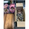 Image 1 : COLLECTOR SPOONS, PENNIES ETC