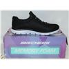 Image 1 : SKETCHERS WIDE FIT SUMMITS BLACK WOMENS 9