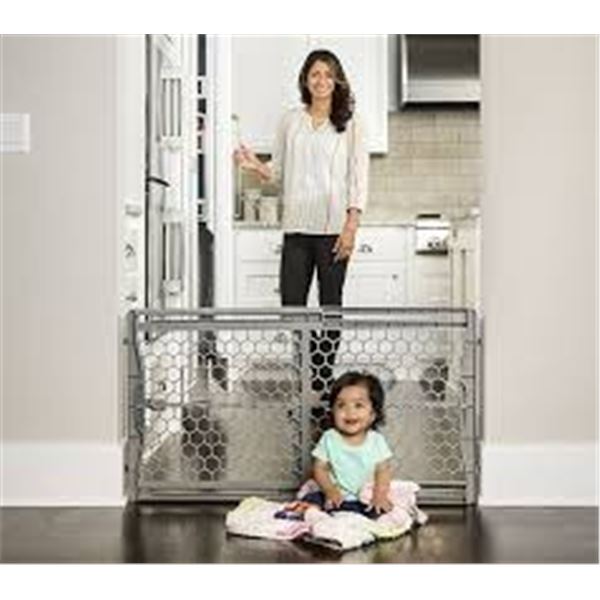 NEW REGALO ADJUSTABLE EXTRA WIDE BABY GATE 23" TAL