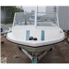 Image 2 : 1982 VANGUARD VIP MOTOR BOAT