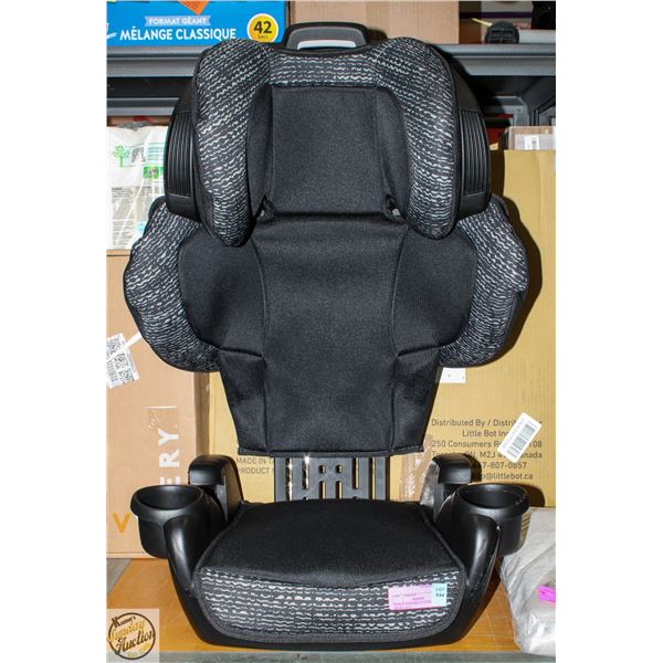 NEWLY ASSEMBLED EVENFLO CAR BOOST SEAT