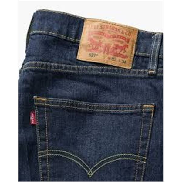 NEW LEVI JEANS SLIM BOOTCUT 29 X 32"