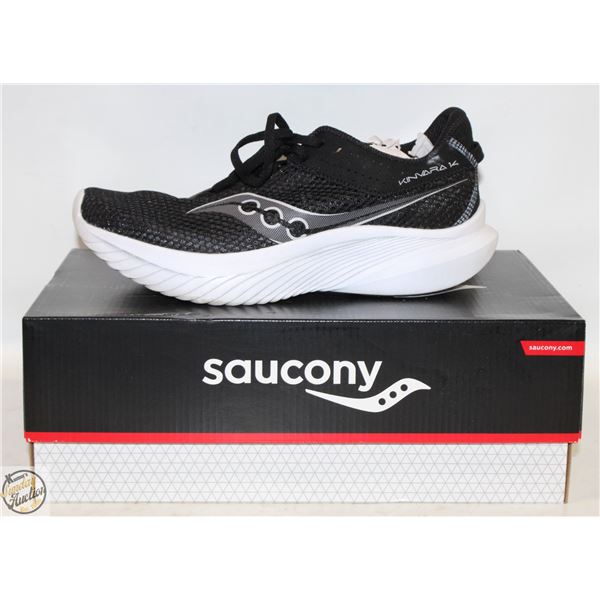 SAUCONY KINVARA 14 BLACK WHITE WOMENS 25CM
