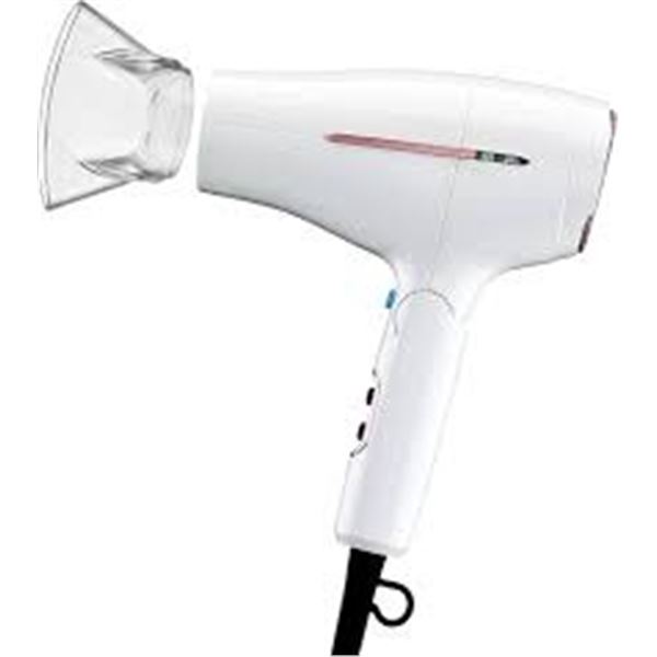 NEW WITH BOX CONAIR WORLDWIDE TRAVEL DRYER