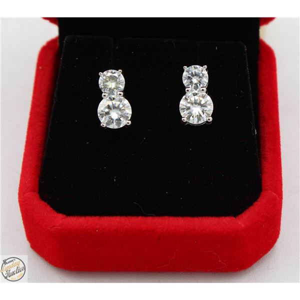 #2698-3.00 CT GRA CERTIFIED ROUND BRILLIANT CUT