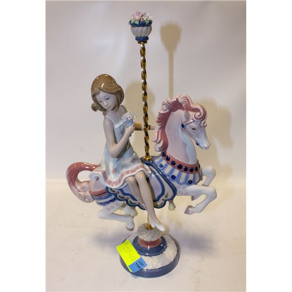 LLARDO PORCELAIN CARASOUL HORSE ORNAMENT