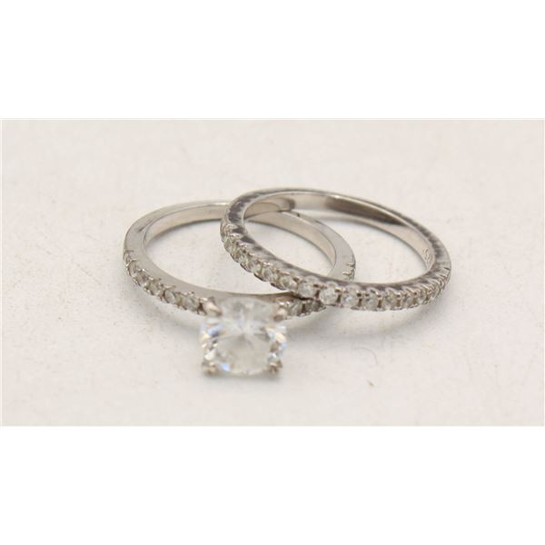 NEW EMANTI WHITE CRYSTAL RING SIZE 6