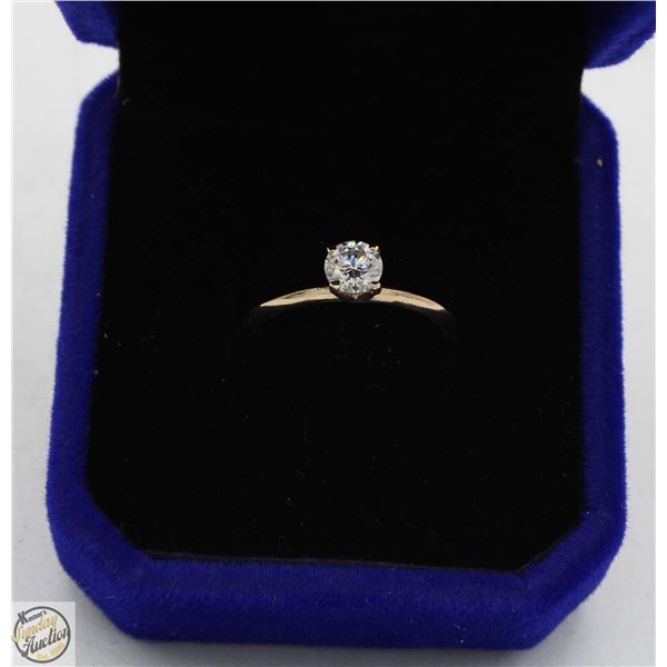 #2792-10 KT YELLOW GOLD RING WEIGHING 1.18 GMS