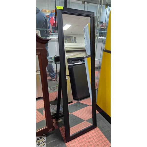 BLACK STAND UP MIRROR 18.5" X 58.5"