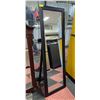 Image 1 : BLACK STAND UP MIRROR 18.5" X 58.5"