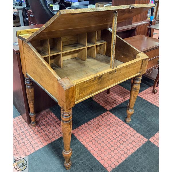 VINTAGE STUDY DESK