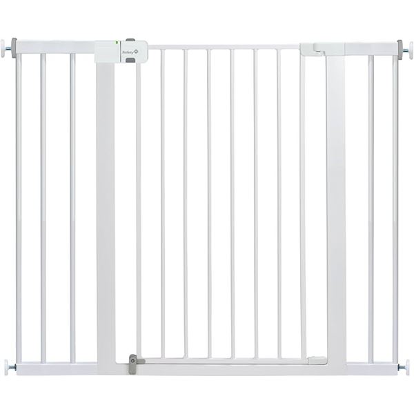 NEW SAFETY FIRST WHITE 27-38" WIDE SAFETY GATE