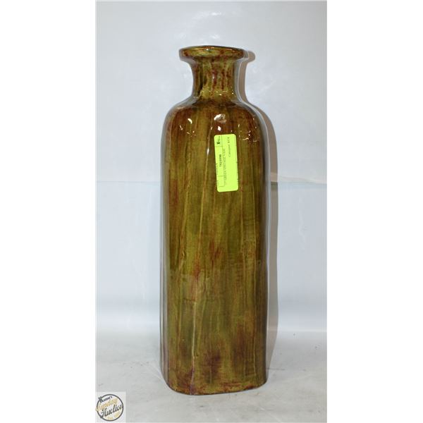 17" GREEN VINTAGE VASE