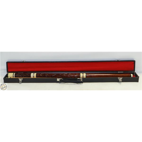 2PC POOL CUE WITH CARRY CASE