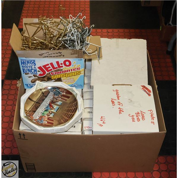 SET OF "JESUS" COLLECTOR PLATES INCLUDING "THE