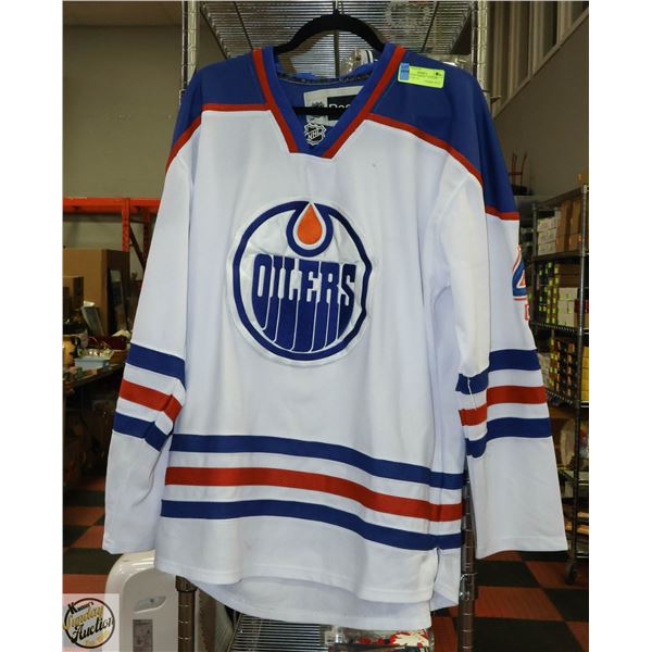 USED OILERS JERSEY - TAYLOR HALL #4 SIZE 54