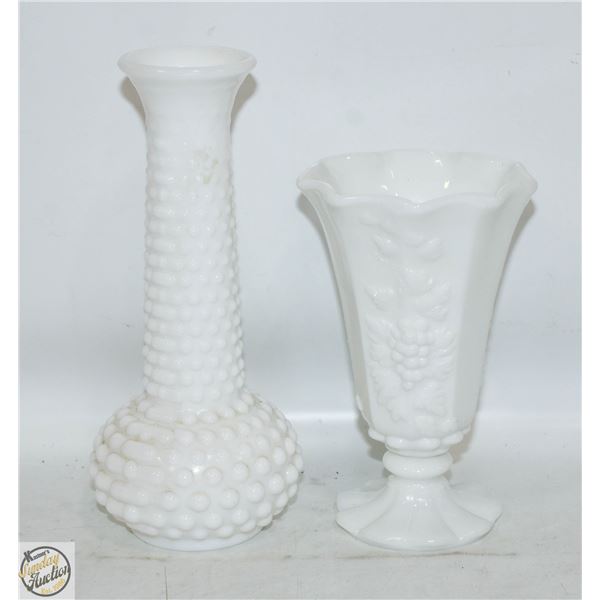VINTAGE 2 SMALL WHITE MILK GLASS VASES
