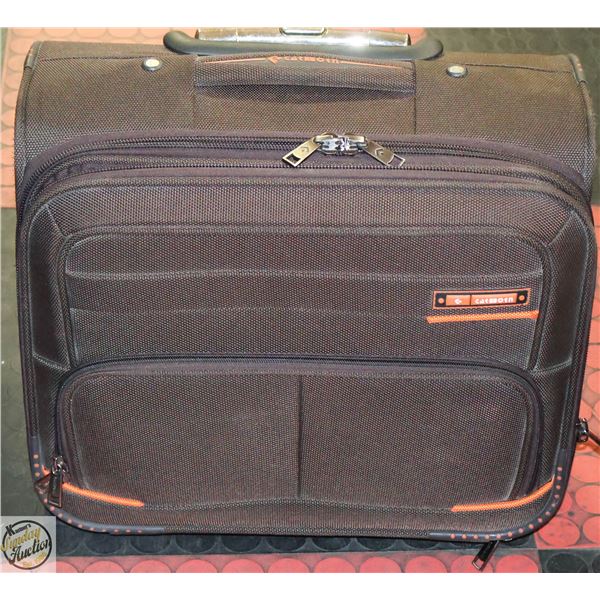 CARBONO CARRY-ON LUGGAGE