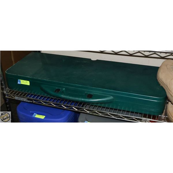 OUTSUNNY PORTABLE FOLDING PICNIC TABLE