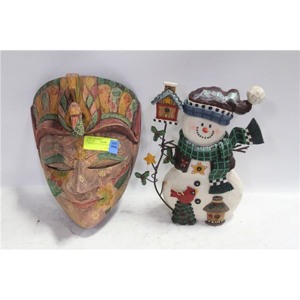 SNOW MAN AND WOODEN FACE
