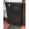 Image 1 : PETMATE LARGE ANIMAL CRATE W/TRAY