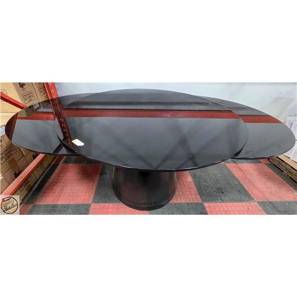 ROUND DINING TABLE H-30.5" DIAMETER-47.25"