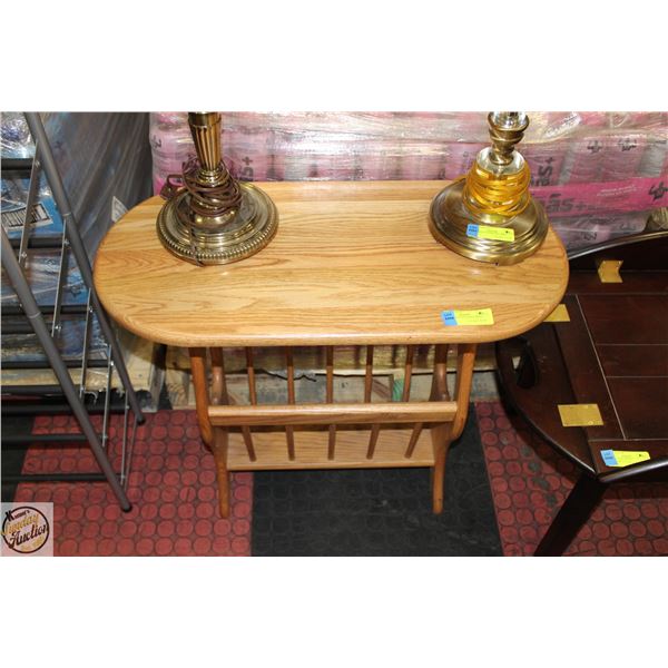 OAK VINTAGE MAGAZINE RACK