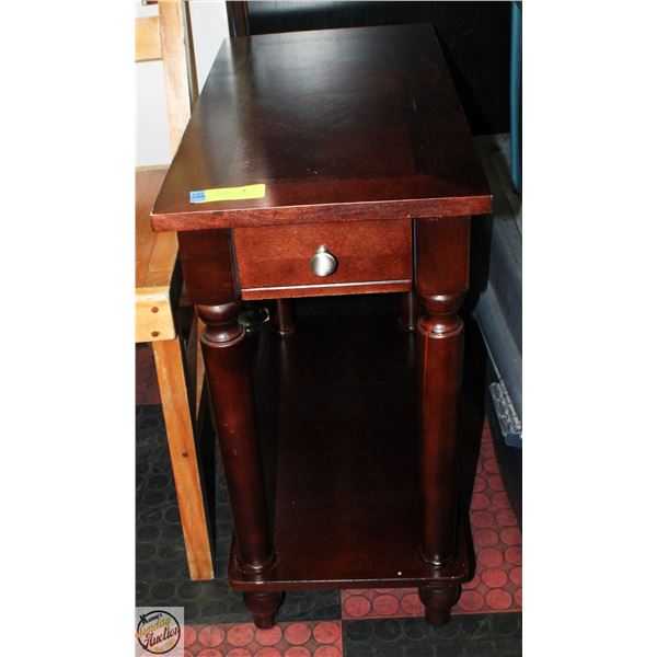 END TABLE 12X24X24 INCH HIGH