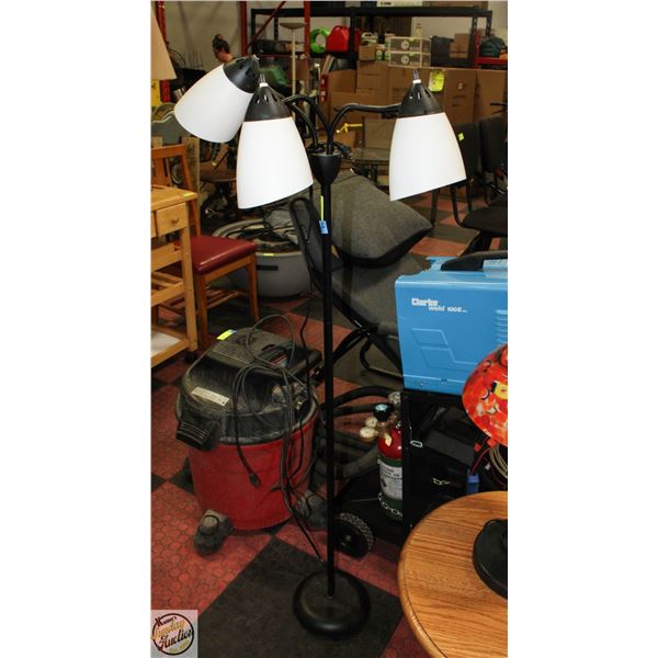 STAND UP TRI SHADE WHITE LAMP