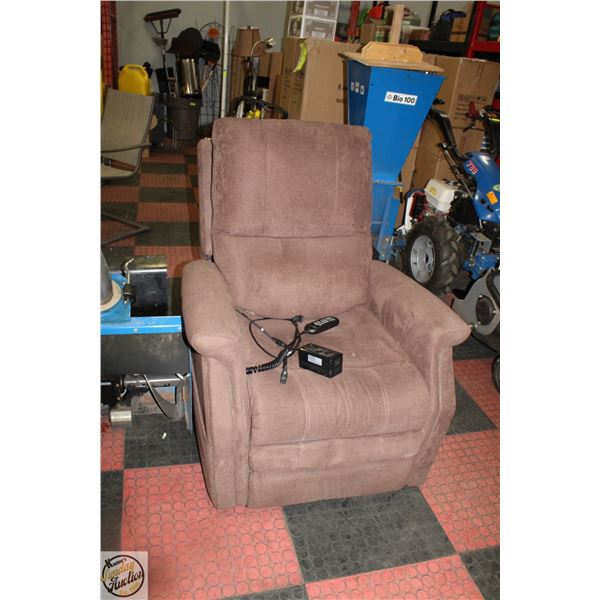 BROWN FABRIC ELECTRIC RECLINER