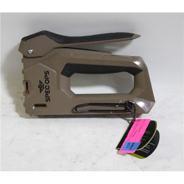 SPEC OPS HEAVY DUTY STAPLE GUN