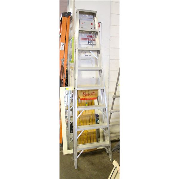 8FT STEP LADDER