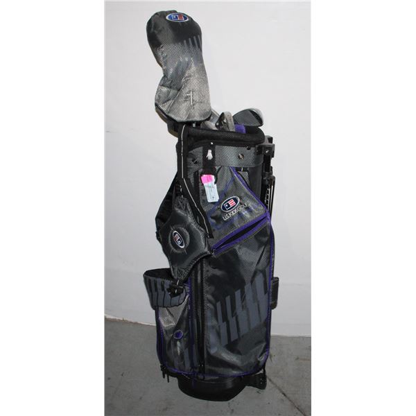 VINTAGE GOLF SET IN GOLF BAG