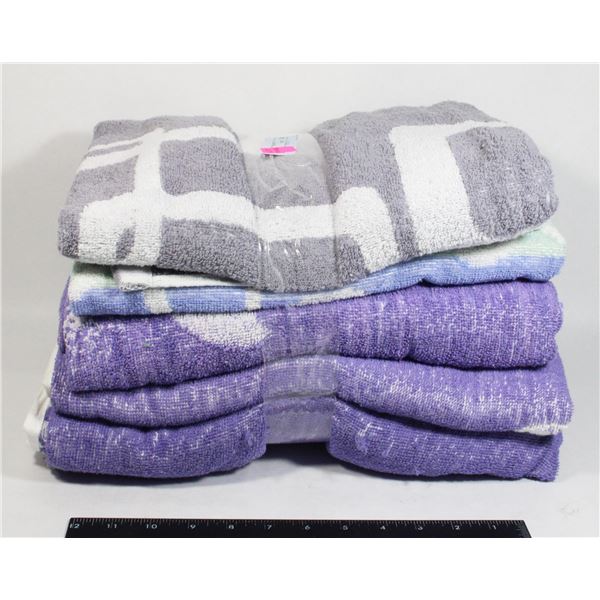 LOT OF 5 TOWELS