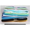 Image 1 : LOT OF 5 TOWELS