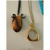 Image 9 : Costume Jewelry A