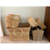 Image 1 : Baskets A