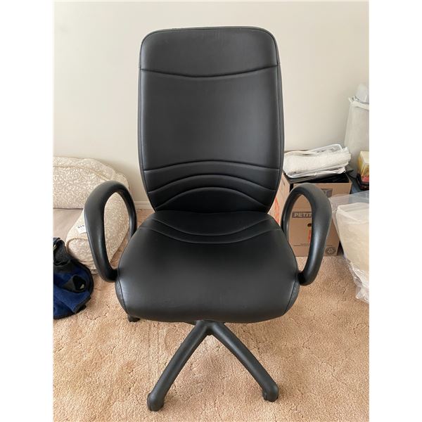 Office Chair A