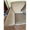 Image 2 : Sofa /Oversized Accent Chair C