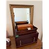 Image 1 : Mirror and Jewelry Boxes A