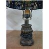 Image 3 : Small Cast Lamp w/Tiffany Style Leaded Glass Shade w/Pineapple Crown