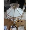 Image 2 : Vintage Cherub Base Lamp w/Tulip Glass Panel Shade