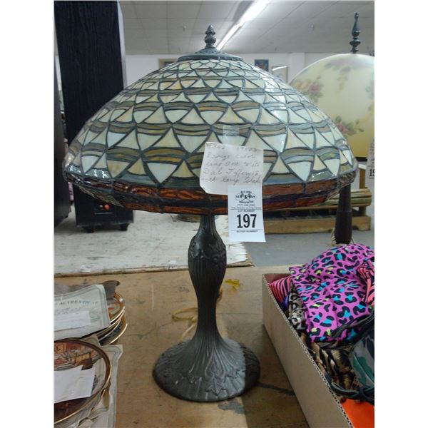 Bronze Floral Lamp w/Tiffany Style Floral Lamp Shade