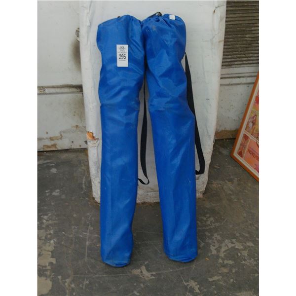 Folding Lawn Chairs - Pair