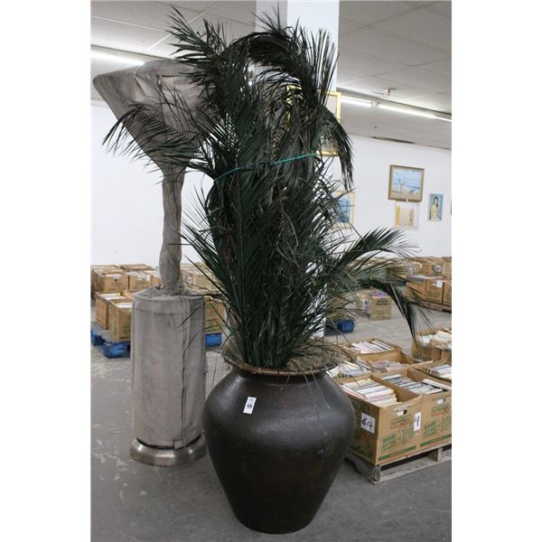 Large Silk Palm w/Metal Pot
