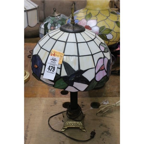 Small Brass Lamp w/Tiffany Style Hummingbird Leaded Glass Shade