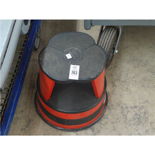 Rolling Shop Stool