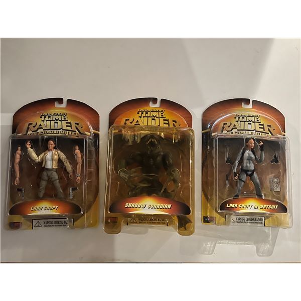 Lara Croft Tomb Raider set of 3 actions figures in original packaging